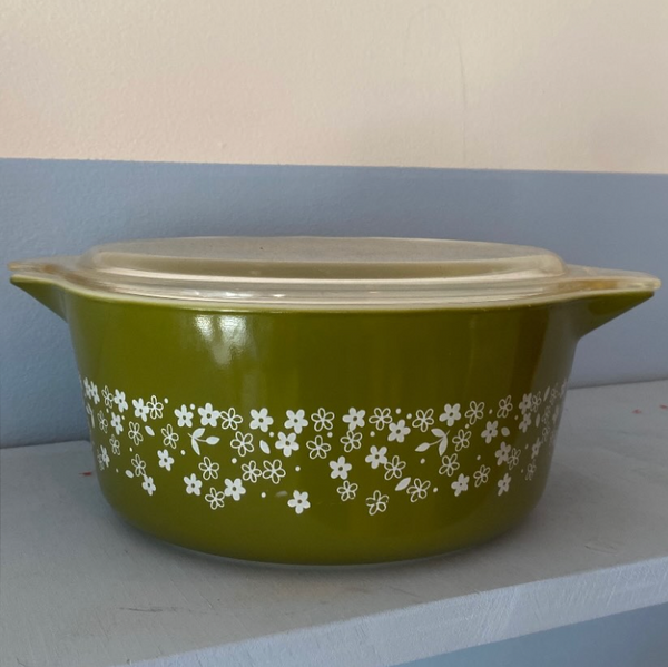 Pyrex Casserole Dish with glass Lid